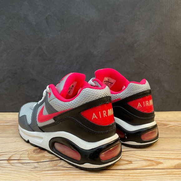 Nike Air Max Navigate - Picture 10 of 16